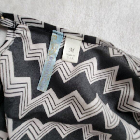 Moonlight Women Chevron Pattern Black White Casual Dress Medium Drawstring Waist - Picture 3 of 9